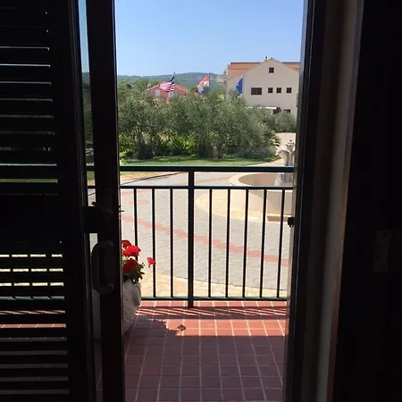 Americana Luxury Zablaće